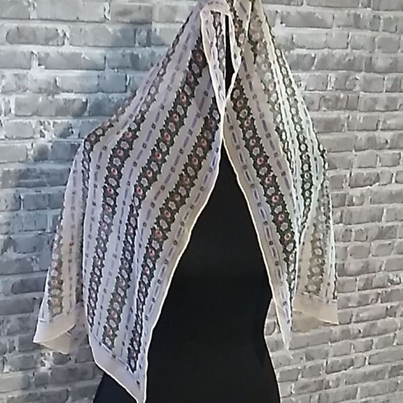 Echo sheer cottagecore retro scarf - Picture 6 of 9